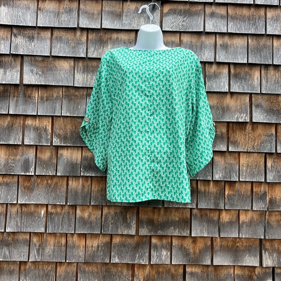 Shein Green Ditsy Floral Top – Plus Size 1X - Picture 1 of 5
